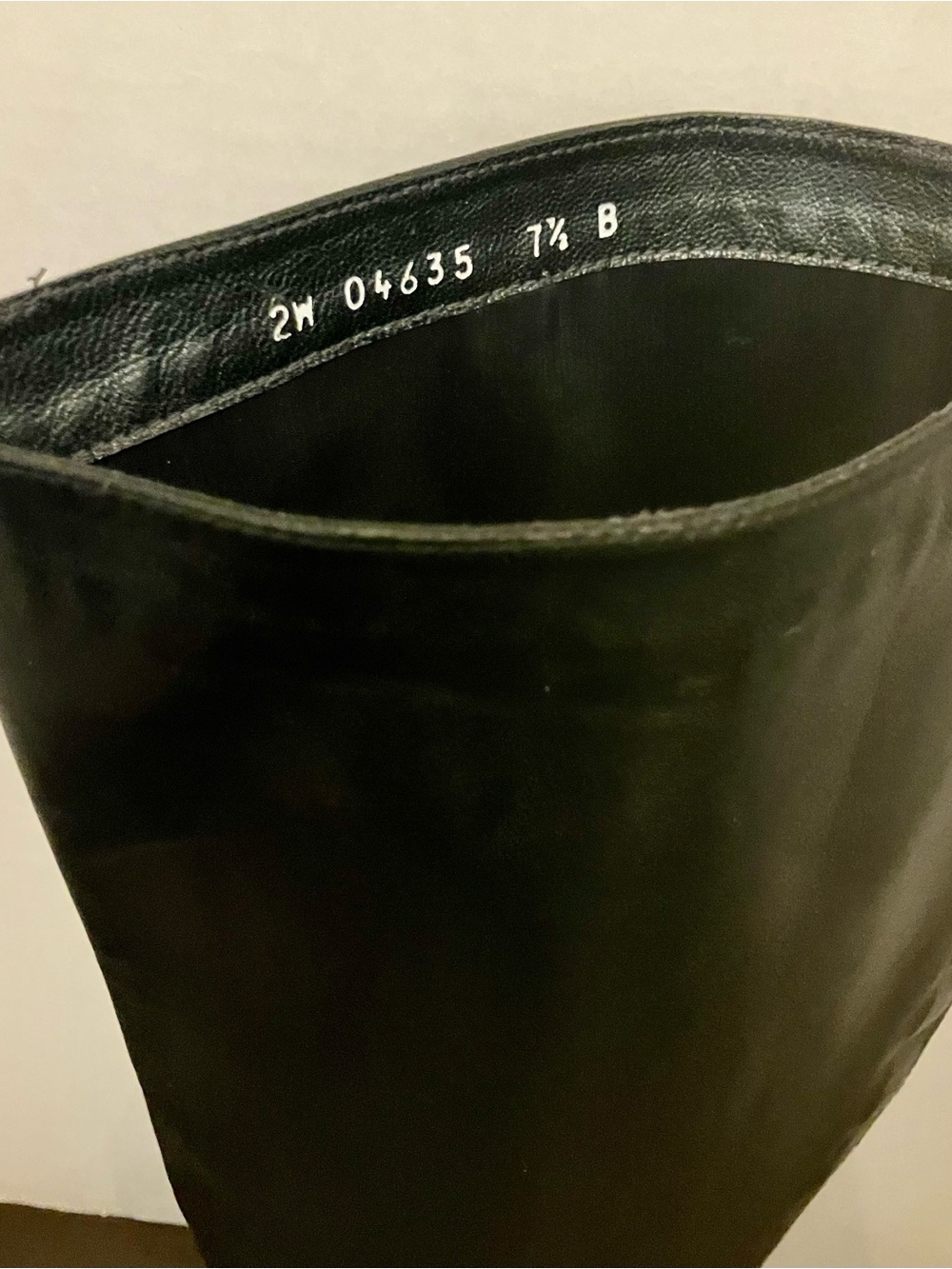 Stuart Weitzman Boots - Size 7 1/2 - Picture 4 of 9